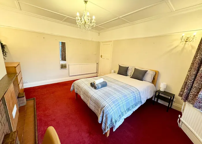Comfortable Room Near Southmead
